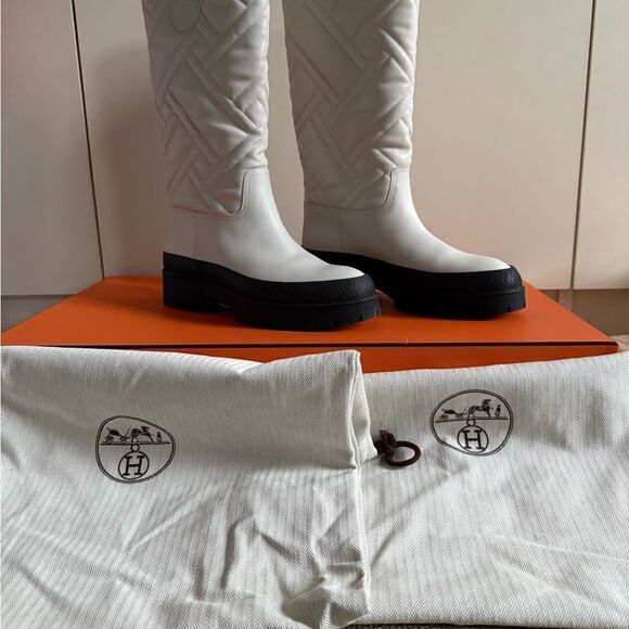 Hermes White calf leather Fuji Weather mid height Boot NIB 38.5 - Picture 5 of 14